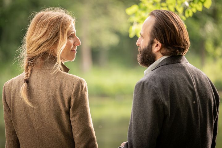 Sandrine Kiberlain et Vincent Macaigne dans "Chroniques d'une liaison passagère" d'Emmanuel Mouret (PYRAMIDE DISTRIBUTION)