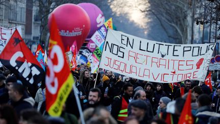 Manifestation contre la réforme des retraites, le 6 février 2020, à Paris. (THOMAS SAMSON / AFP)