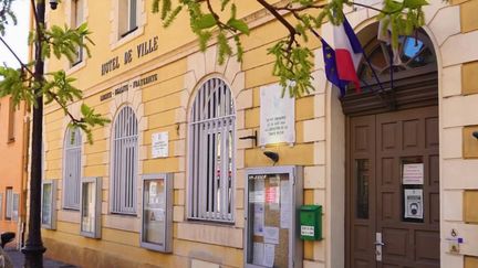 La mairie de&nbsp;Trinité, dans les Alpes-Maritimes. (CAPTURE ECRAN FRANCE 2)