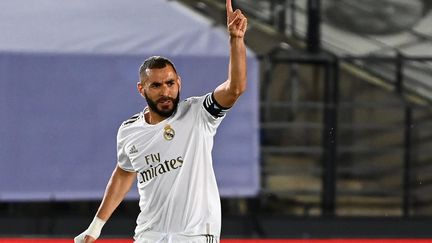 Karim Benzema encore buteur avec le Real Madrid (GABRIEL BOUYS / AFP)