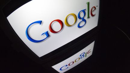 L'action de Google a bondi le 18 octobre 2013, apr&egrave;s que le groupe a publi&eacute; de meilleurs r&eacute;sultats qu'attendus, la veille. (LIONEL BONAVENTURE / AFP)