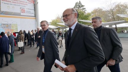 L'ancien Premier ministre Edouard Philippe en visite au 104e Congrès des maires, à Paris Expo Porte de Versailles, le 22 novembre 2022 (OLIVIER LEJEUNE / MAXPPP)