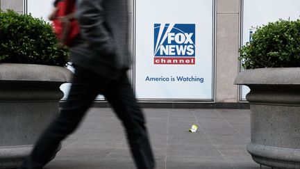 La façade du bâtiment de la chaîne Fox News, à New york, le 18 avril 2023. (SPENCER PLATT / GETTY IMAGES NORTH AMERICA / AFP)