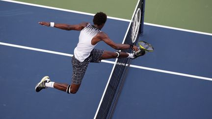 Ga&euml;l Monfils contre Igor Andreev &agrave; l'US Open, le 1er septembre 2010. (JESSIVA RINALDI / REUTERS)