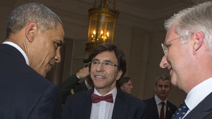  (Barack Obama, Elio di Rupo : unis par l'amour du foot ? Ici, lors du dernier sommet du G7 © REUTERS/Benoit Doppagne)