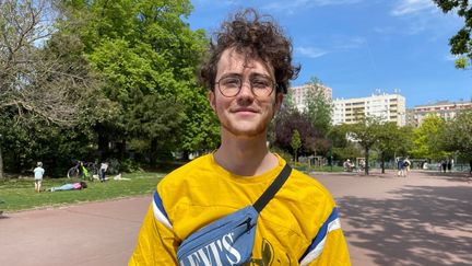 Antoine, 18 ans, étudiant en histoire à Paris. (MANON MELLA / FRANCEINFO)