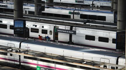 Une gare espagnole à Madrid (Espagne). (PIERRE-PHILIPPE MARCOU / AFP)