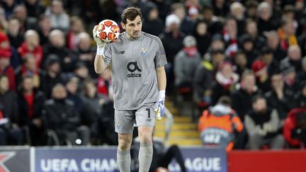 Le gardien du FC Porto Iker Casillas lors du match contre Liverpool, le 9 avril 2019 au stade d'Anfield. (CRAIG GALLOWAY / PRO SPORTS IMAGES LTD / AFP)