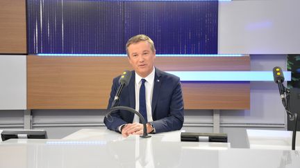 Nicolas Dupont-Aignan president du parti Debout la France. (RADIO FRANCE / JEAN-CHRISTOPHE BOURDILLAT)