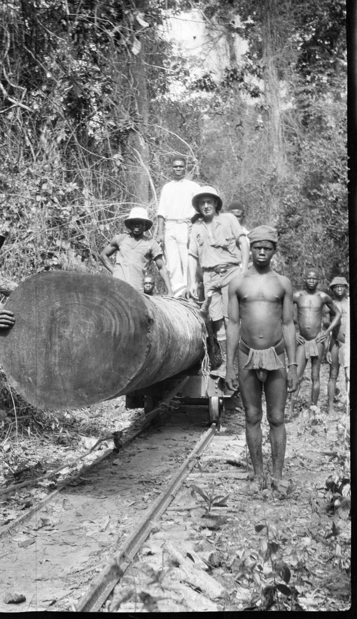 Albert Londres dénonce la mort de 17 000 noirs lors de la construction de la voie ferrée Congo Océan; "Si Monsieur le ministre des colonies ne me croit pas, je tiens les photos à sa disposition." (© Albert Londres)