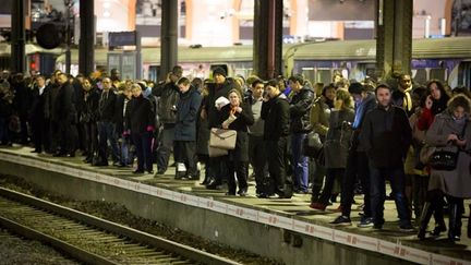 &nbsp; (Les usagers des RER A et B vont devoir être patients ce jeudi © maxPPP)