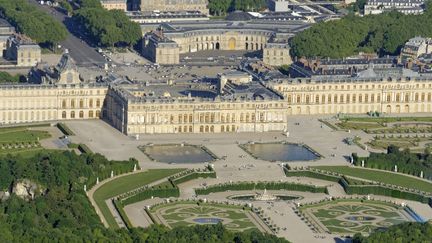 Le château de Versailles vu du ciel, le 25 mai 2017. (LOURDEL LIONEL / HEMIS.FR / AFP)