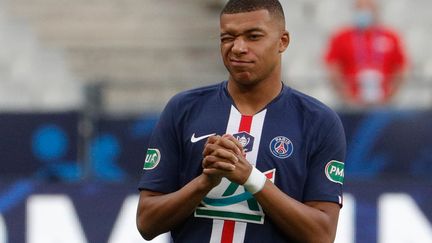 Kylian Mbappé juste avant le début de la finale (GEOFFROY VAN DER HASSELT / AFP)