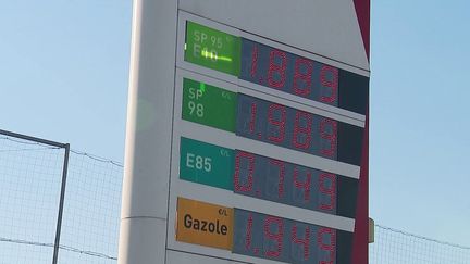 Hausse du prix des carburants : la conversion au bioéthanol comme solution ?