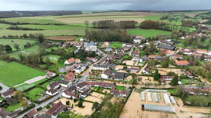 Le village de Montcavrel (Pas-de-Calais), touché par des inondations, le 10 novembre 2023. (ANTHONY BRZESKI / AFP)