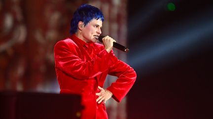 Rahim C Redcar, lors du grand défilé des athlètes des Jeux Olympiques et Paralympiques de Paris, le 14 septembre 2024 sur les Champs-Élysées. (FRANCK DUBRAY / MAXPPP)