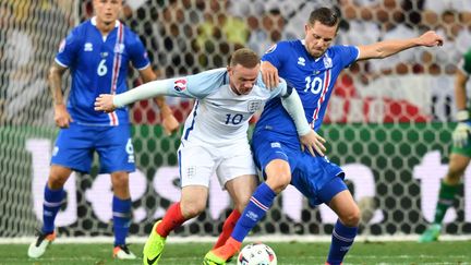 Pour sa dernière campagne internationale, Wayne Rooney voudra faire oublier l'humiliation islandaise à l'Euro. (BERTRAND LANGLOIS / AFP)