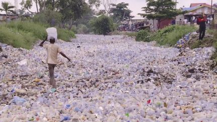 6media  rivières de plastiques v2