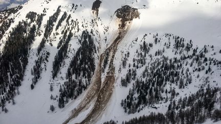 Les lieux de l'avalanche dans le Vallon d'Arbi, le 16 mars 2018, en Suisse. (POLICE CANTONALE VALAISANNE)