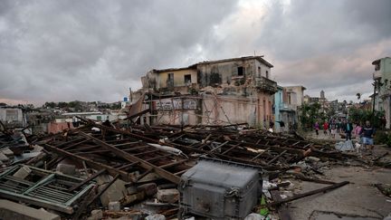 Une tornade a fait d'importants dégâts à La Havane (Cuba), le 28 janvier 2019. (YAMIL LAGE / AFP)