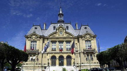 &nbsp; (En payant ses agents au mérite, la mairie de Suresnes va mettre en place une mesure inédite. © Maxpp)