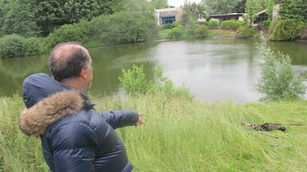 C'est dans ce bassin de r&eacute;tention, &agrave; Saint-Ouen-l'Aum&ocirc;ne (Val-d'Oise), que cinq enfants sont tomb&eacute;s le 22 juin 2013.&nbsp; (MAXPPP)