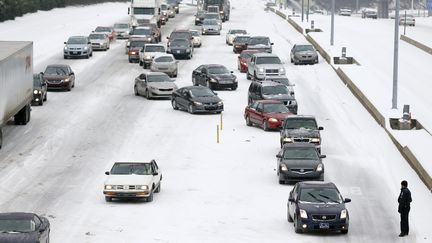 Un autoroute &agrave; Charlotte, en Caroline du Nord (Etats-Unis) le 12 f&eacute;vrier 2014. (CHRIS KEANE / REUTERS)