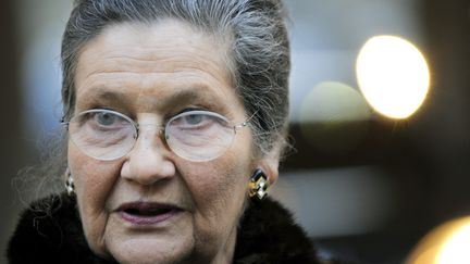 Simone Veil &agrave; l'institut national de France, le 21 janvier 2010. (PHOTOPQR L'EST REPUBLICAIN / MAXPPP)