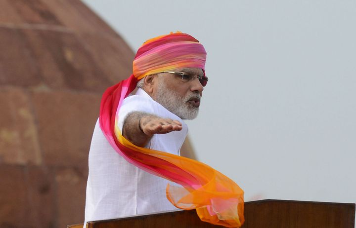 Le Premier ministre Narendra Modi depuis les remparts du Fort Rouge lors de la 69e Journée de l'Indépendance à New Delhi, le 15 août 2016. (Pankaj Nangia / India Today Group /AFP)