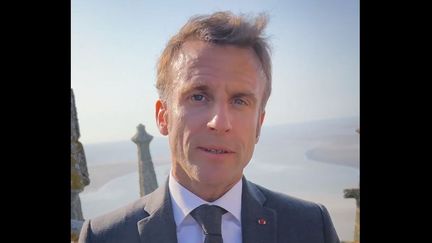 Emmanuel Macron a annoncé que 2025 sera "l'année des océans", en France, dans une vidéo publiée sur Twitter. (CAPTURE ECRAN TWITTER)