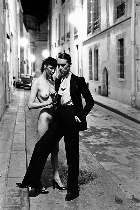 Yves Saint Laurent, Vogue France, Rue Aubriot, Paris, 1975 (HELMUT NEWTON ESTATE)