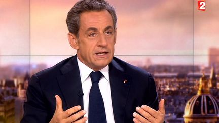 L'ancien pr&eacute;sident de la R&eacute;publique Nicolas Sarkozy, le dimanche 21 septembre 2014, sur le plateau du 20 heures de France 2. (AFP / FRANCE 2)