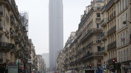 La Tour Montparnasse &agrave; Paris, le 29 janvier 2014. (KENZO TRIBOUILLARD / AFP)