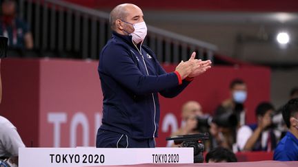 Larbi Benboudaoud, directeur de la haute performance des Bleus et entraîneur de Clarisse Agbégnénou.&nbsp; (CROSNIER JULIEN / KMSP via AFP)