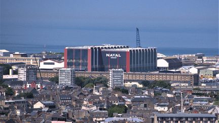 Le site de Naval Group à Cherbourg dans la Manche. (MORGANE HEUCLIN-REFFAIT / RADIO FRANCE)