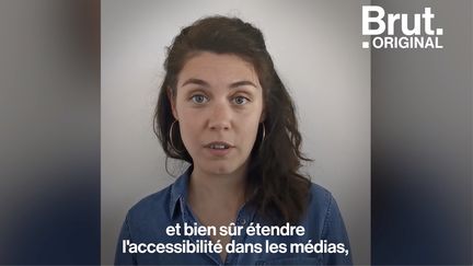 Meilleure accessibilité dans les médias pour les sourds, fonctionnement de la langue des signes… Brut a rencontré l'une des interprètes en langue des signes d'Emmanuel Macron.