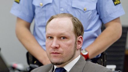 Anders Behring Breivik lors de son proc&egrave;s &agrave; Oslo, en Norv&egrave;ge, le 6 juin 2012.&nbsp; (STIAN LYSBERG SOLUM / AFP )