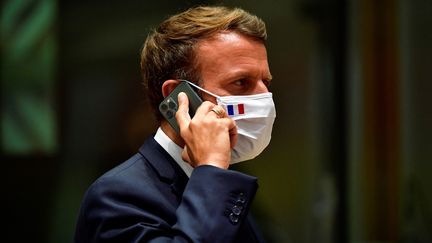 Le président de la République, Emmanuel Macron, le 20 juillet 2020, à Bruxelles. (JOHN THYS / AFP)