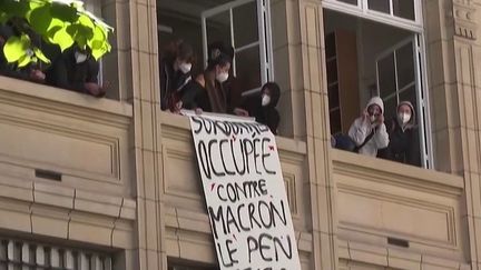 Présidentielle 2022 : l'occupation de la Sorbonne prend fin après 30 heures de blocage (FRANCE 2)