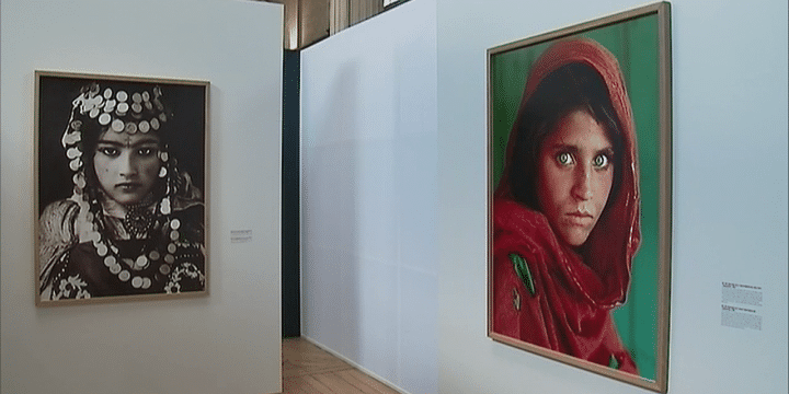 Le visage de cette jeune afghane aux yeux verts a fait le tour du monde.
 (France 2 / Culturebox)