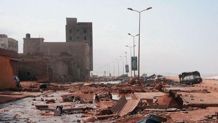 Une vue de la ville de Derna, le 11 septembre 2023, en Libye à l'Est du pays, après les inondations provoquées par la tempête Daniel. (HANDOUT / ANADOLU AGENCY / AFP)