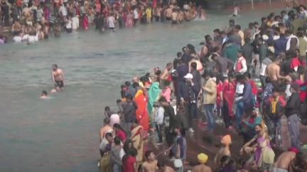 Inde : des craintes d’une troisième vague avec le pèlerinage du Kumbh Mela