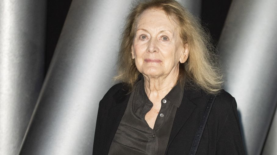 Annie Ernaux, prix Nobel de littérature 2022, inclut des textes inédits ...