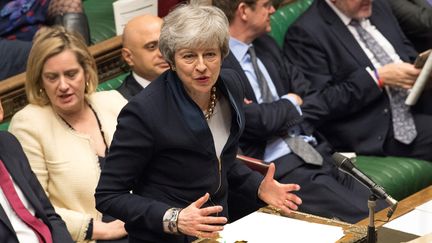 Theresa May lors de la séance de questions à la Première ministre à la Chambre des Communes, à Londres, le 3 avril 2019. (MARK DUFFY / UK PARLIAMENT / AFP)