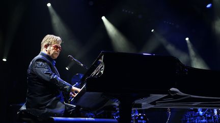 Elton John à l'Olympia le 10 décembre 2013
 (KENZO TRIBOUILLARD / AFP)