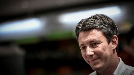 Le candidat à la mairie de Paris&nbsp;Benjamin Griveaux, le 11 juillet 2019. (STEPHANE DE SAKUTIN / AFP)