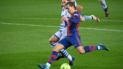 Antoine Griezmann, l'attaquant du FC Barcelone, face à son club formateur de la Real Sociedad (LLUIS GENE / AFP)