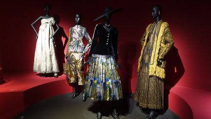 Exposition&nbsp;Luxes&nbsp;au Mad&nbsp;: modèles Christian Dior, 1947 (CORINNE JEAMMET)