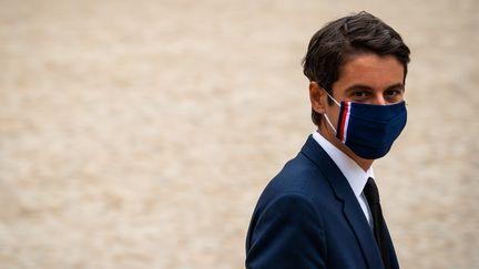 Le porte-parole du gouvernement Gabriel Attal, le 23 juin 2021 à Paris. (XOSE BOUZAS / HANS LUCAS / AFP)