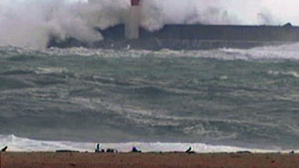 Tempête sur la côte basque (4 novembre 2009) (© F2)